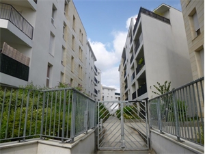 t4 à la location -   33100  BORDEAUX, surface 78 m2 location t4 - UBI441203894